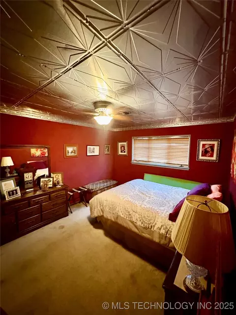 1909 E 52nd St, Tulsa, OK 74105 photo 20