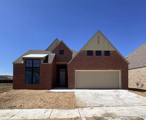 6262 S 90th East Pl, Tulsa, OK 74133