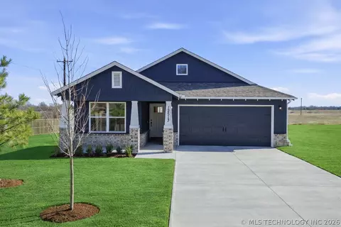 12513 N 134 Ave, Collinsville, OK 74021