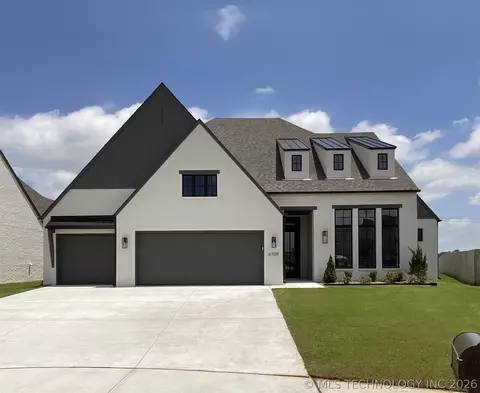 6709 S Fir Ave, Broken Arrow, OK 74011