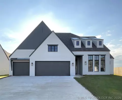 6709 S Fir Ave, Broken Arrow, OK 74011
