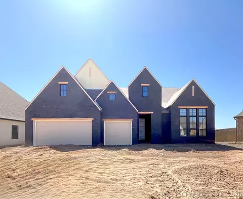 2803 W Tucson Ct, Broken Arrow, OK 74011