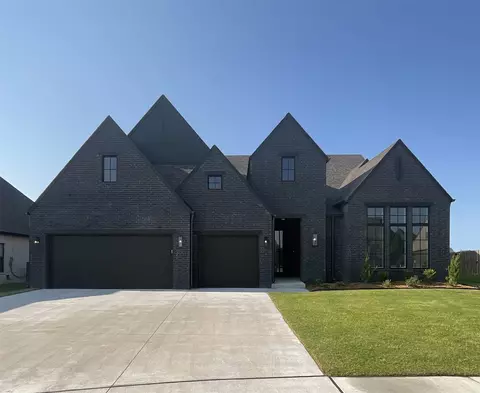 2803 W Tucson Ct, Broken Arrow, OK 74011