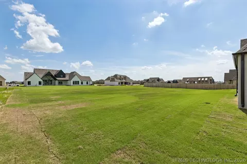100 E 164th Pl S, Glenpool, OK 74033 photo 52
