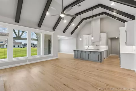 100 E 164th Pl S, Glenpool, OK 74033 photo 6