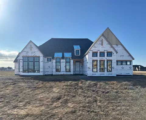 100 E 164th Pl S, Glenpool, OK 74033
