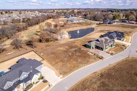 8812 Elgin St, Broken Arrow, OK 74014 photo 10