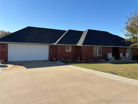 273 Ridgecrest Rd, Colbert, OK 74733