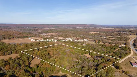N 4610 Road, Porum, OK 74455