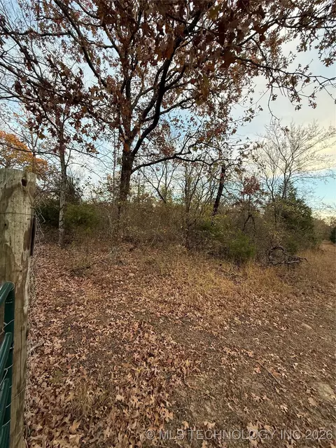 Fig Road, Henryetta, OK 74437 photo 3
