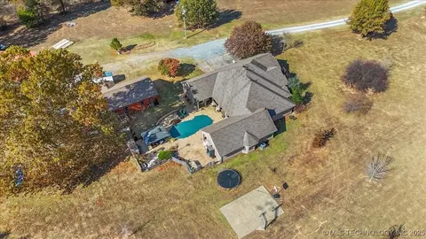View/Area - 555 White Chimney, Stuart, OK 74570 photo 3 of 7