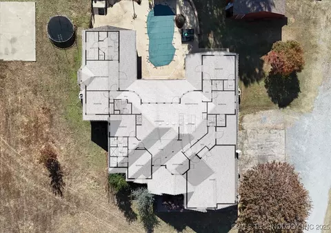 Floorplan - 555 White Chimney, Stuart, OK 74570 photo 1 of 1