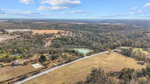 View/Area - 555 White Chimney, Stuart, OK 74570 photo 6 of 7