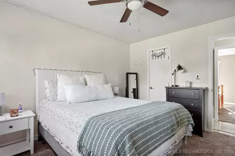 11847 E 36th St, Tulsa, OK 74145 photo 17
