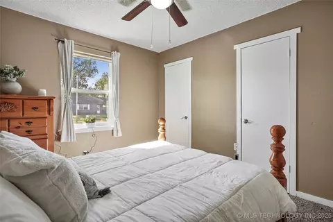 11847 E 36th St, Tulsa, OK 74145 photo 24