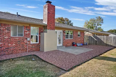 11847 E 36th St, Tulsa, OK 74145 photo 27