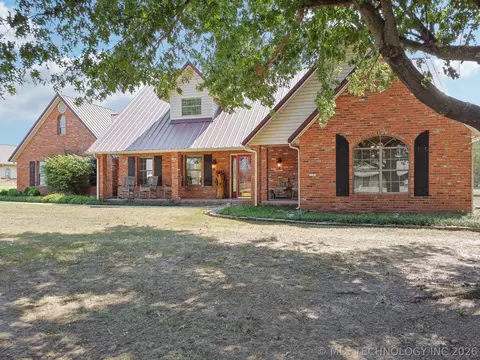 11712 E 121st St N, Collinsville, OK 74021