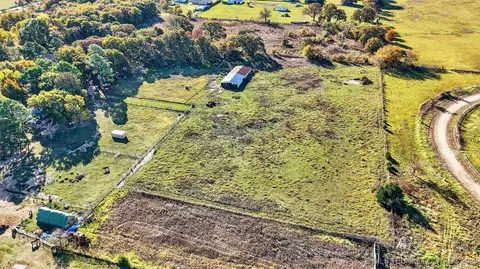 153 Hitching Post Ln, Cartwright, OK 74731 photo 2