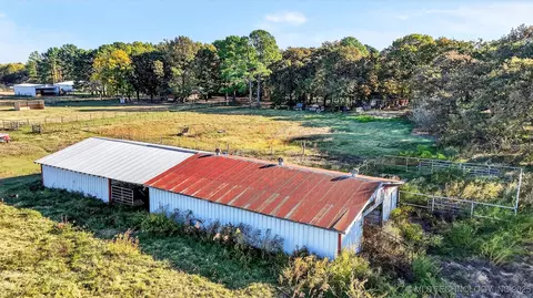 153 Hitching Post Ln, Cartwright, OK 74731 photo 3