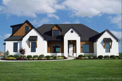 11239 S 216th East Ave, Broken Arrow, OK 74014