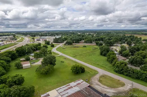 3000 E Houston St, Broken Arrow, OK 74014 photo 8