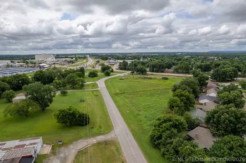 3000 E Houston St, Broken Arrow, OK 74014 photo 7