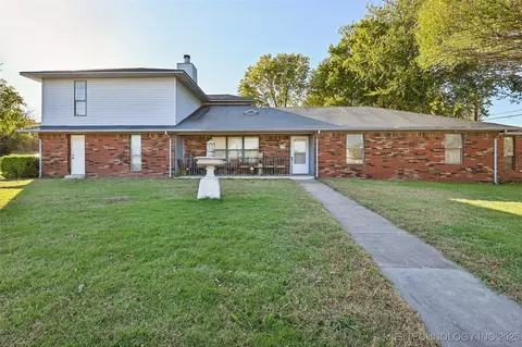 447 E Latimer St, Tulsa, OK 74106