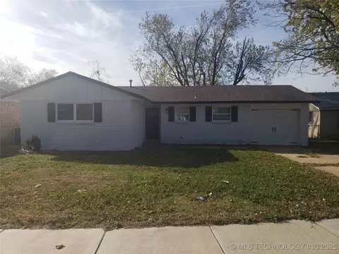 2210 S 133rd East Ave, Tulsa, OK 74134