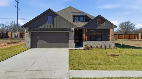 4904 N Walnut Ave, Broken Arrow, OK 74014