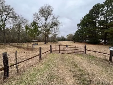 Clark Rd. Road, Antlers, OK 74523