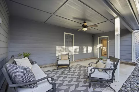 2504 E 1st St, Tulsa, OK 74104 photo 23