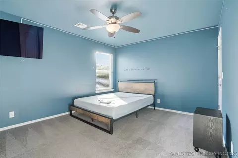 2504 E 1st St, Tulsa, OK 74104 photo 13