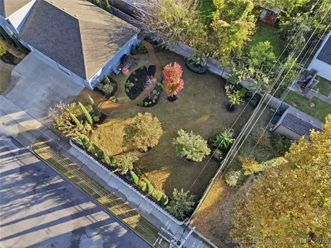 2504 E 1st St, Tulsa, OK 74104 photo 29