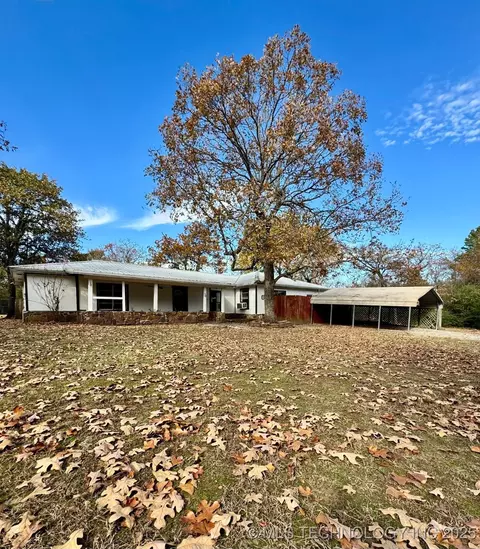 74 Hickory Wood Ln, Eufaula, OK 74432