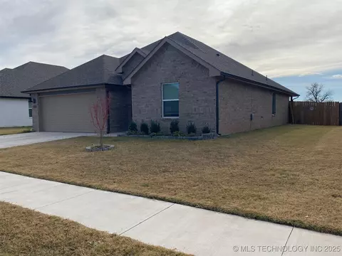 7122 E 155th Pl S, Bixby, OK 74008