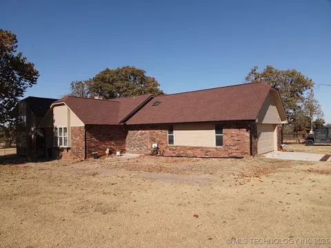 285744 E County Road 1690 Rd, Marlow, OK 73055 photo 1