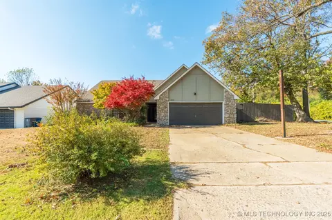 8104 S Quebec Ave, Tulsa, OK 74137