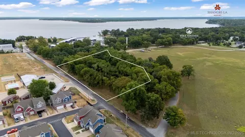E 280th Road, Monkey Island, OK 74331