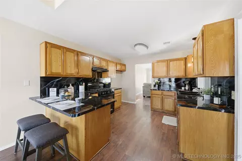 8926 E 86th St, Tulsa, OK 74133 photo 9