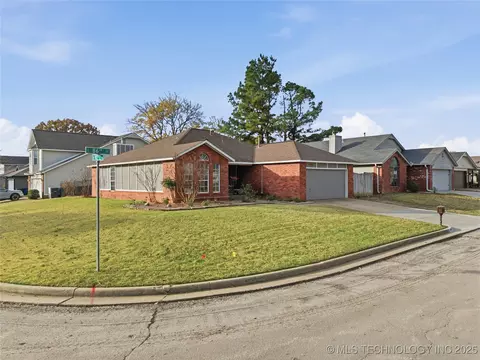 8926 E 86th St, Tulsa, OK 74133 photo 3