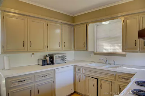 7261 E 57th St, Tulsa, OK 74145 photo 18