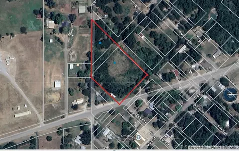 5260 Sawmill Rd, Caddo, OK 74729