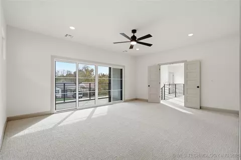 227 E 35th Pl S, Tulsa, OK 74105 photo 54