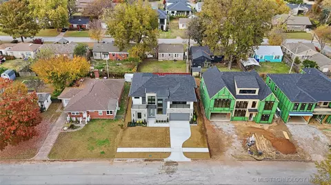 227 E 35th Pl S, Tulsa, OK 74105 photo 3