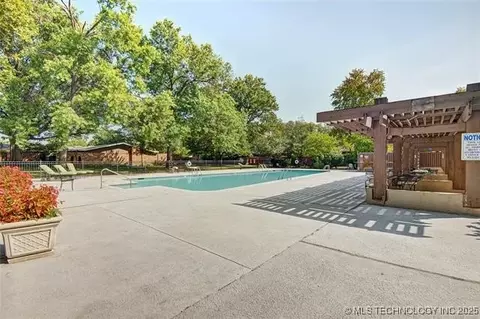 2131 E 60th Street H4, Tulsa, OK 74105 photo 27