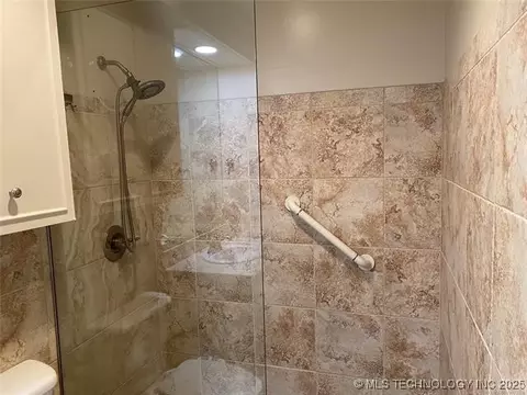 2131 E 60th Street H4, Tulsa, OK 74105 photo 24