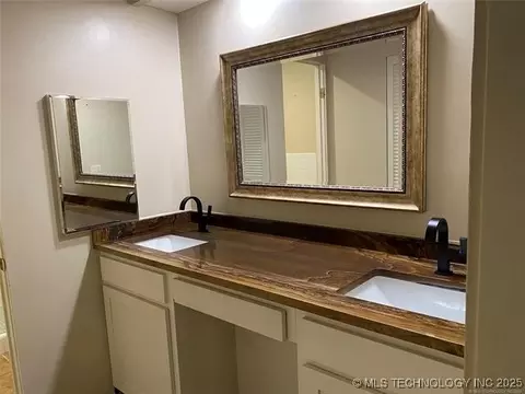 2131 E 60th Street H4, Tulsa, OK 74105 photo 20