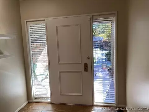 2131 E 60th Street H4, Tulsa, OK 74105 photo 17
