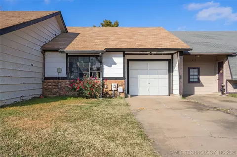 655 E 142nd Pl, Glenpool, OK 74033 photo 1