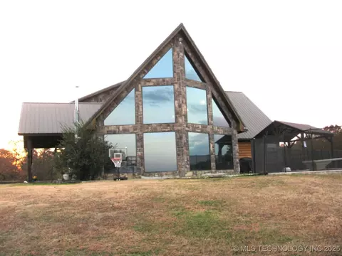 941 N 4420 Rd, Valliant, OK 74764